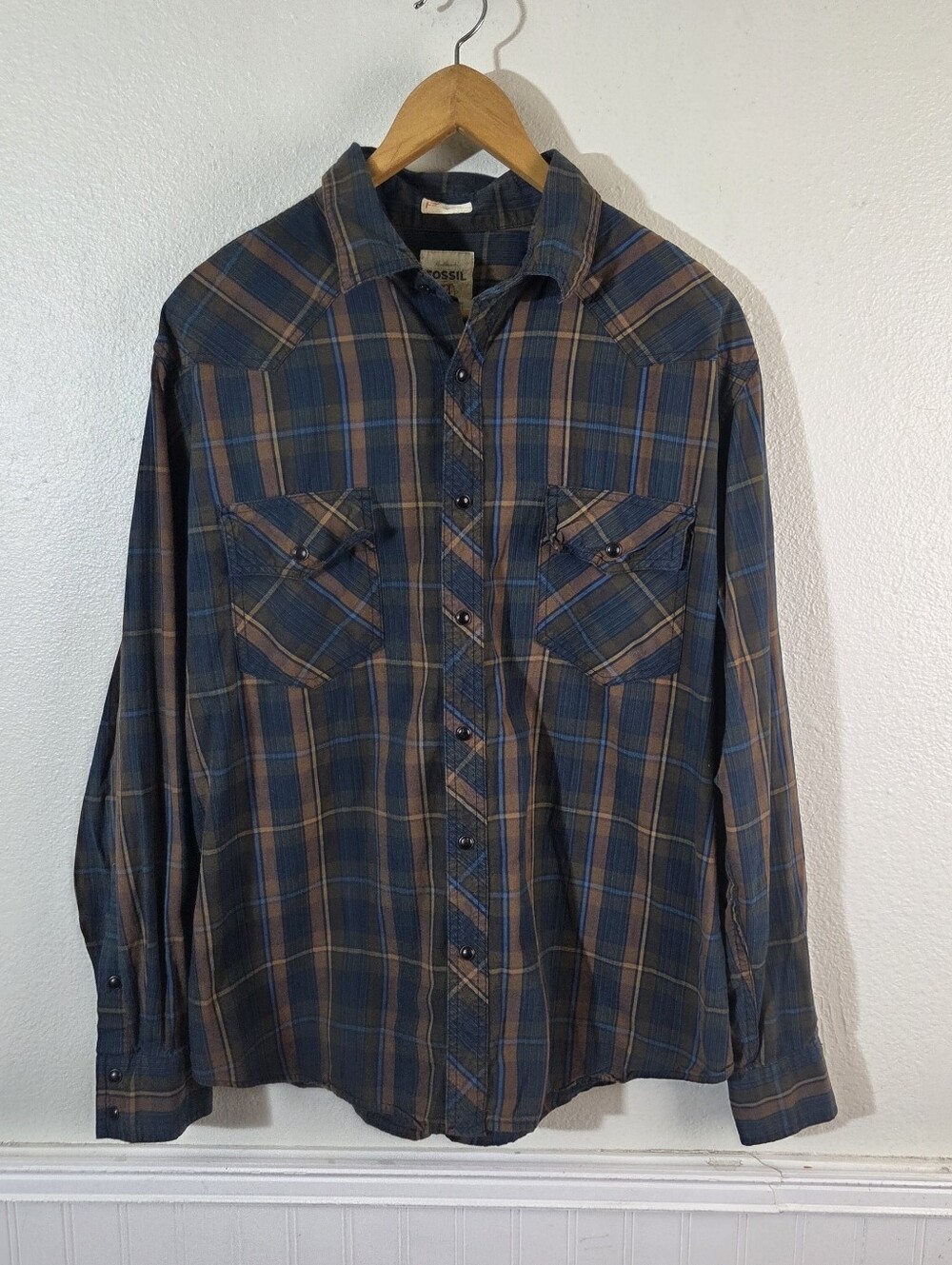 Fossil Vintage Fit Mens XL Pearl Snap Shirt Blue Brown Plaid Western Cotton
